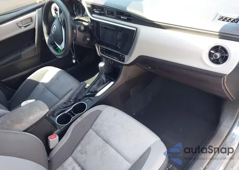 2019 Toyota Corolla Le z USA, uszkodzony, nr VIN 5YFBURHE3KP880265